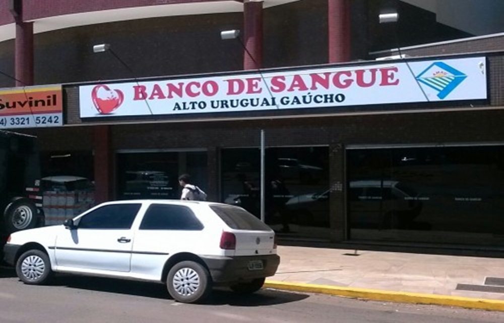 Ir para  <p>Uma equipe t&eacute;cnica da Divis&atilde;o de Vigil&acirc;ncia Sanit&aacute;ria (DVS), do Estado do Rio Grande do Sul, acompanhados dos t&eacute;cnicos da 11&ordf; Coordenadoria Regional de Sa&uacute;de,...